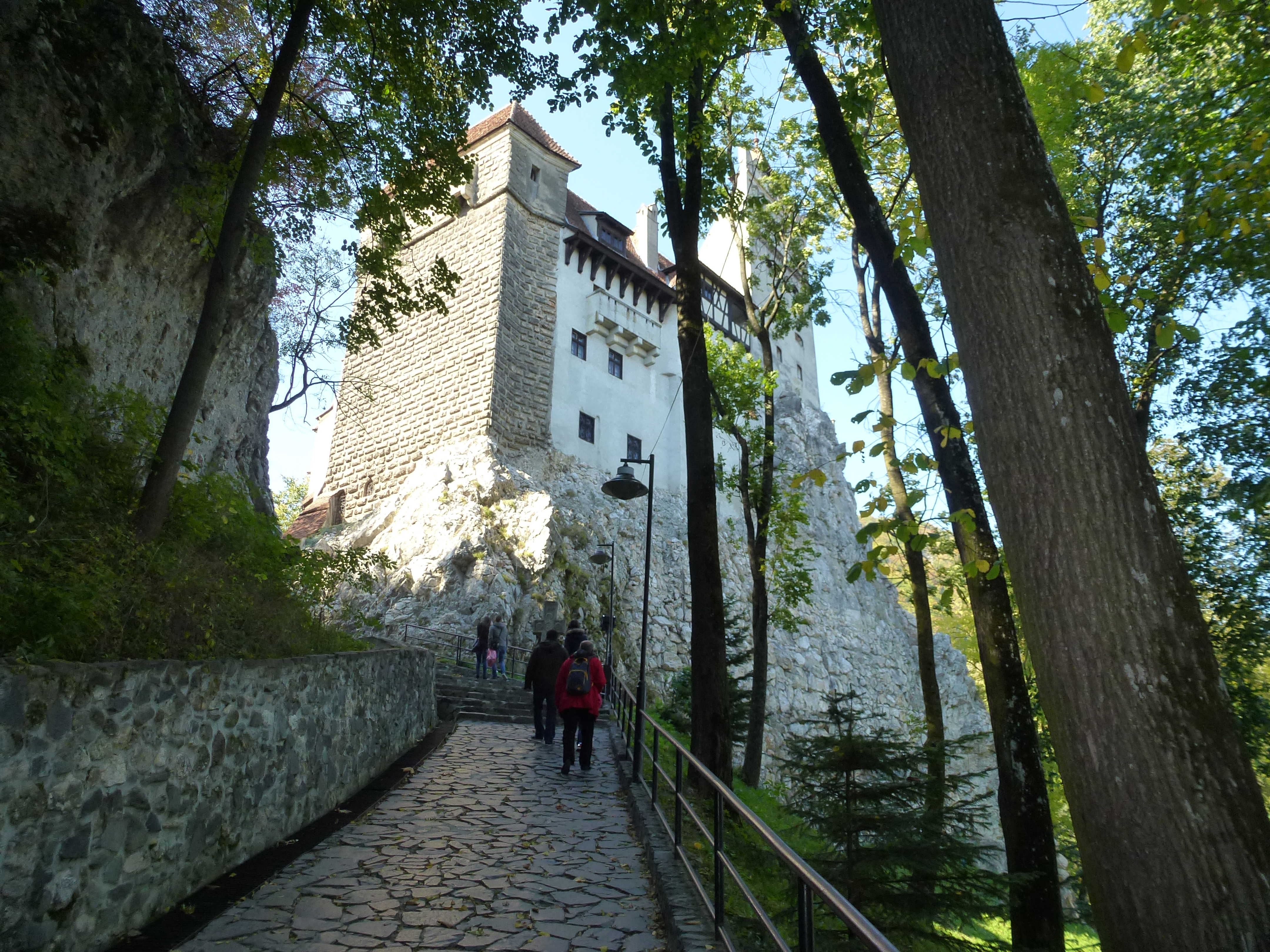 Castelul Bran, Romania - 2014-10-06.jpg
