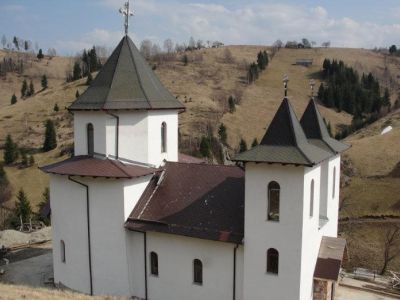 Monastère Pestera